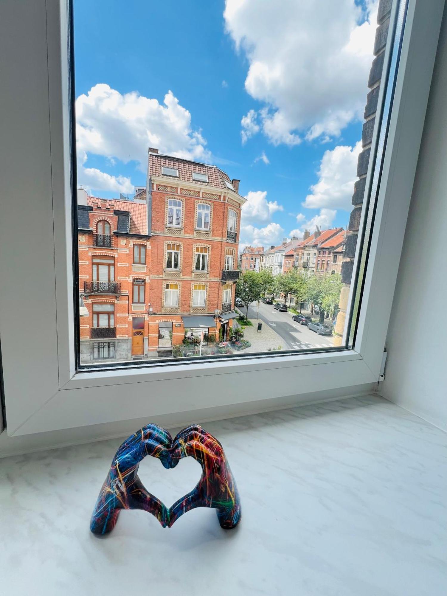 Renove Et Radieux A Bruxelles Zewnętrze zdjęcie